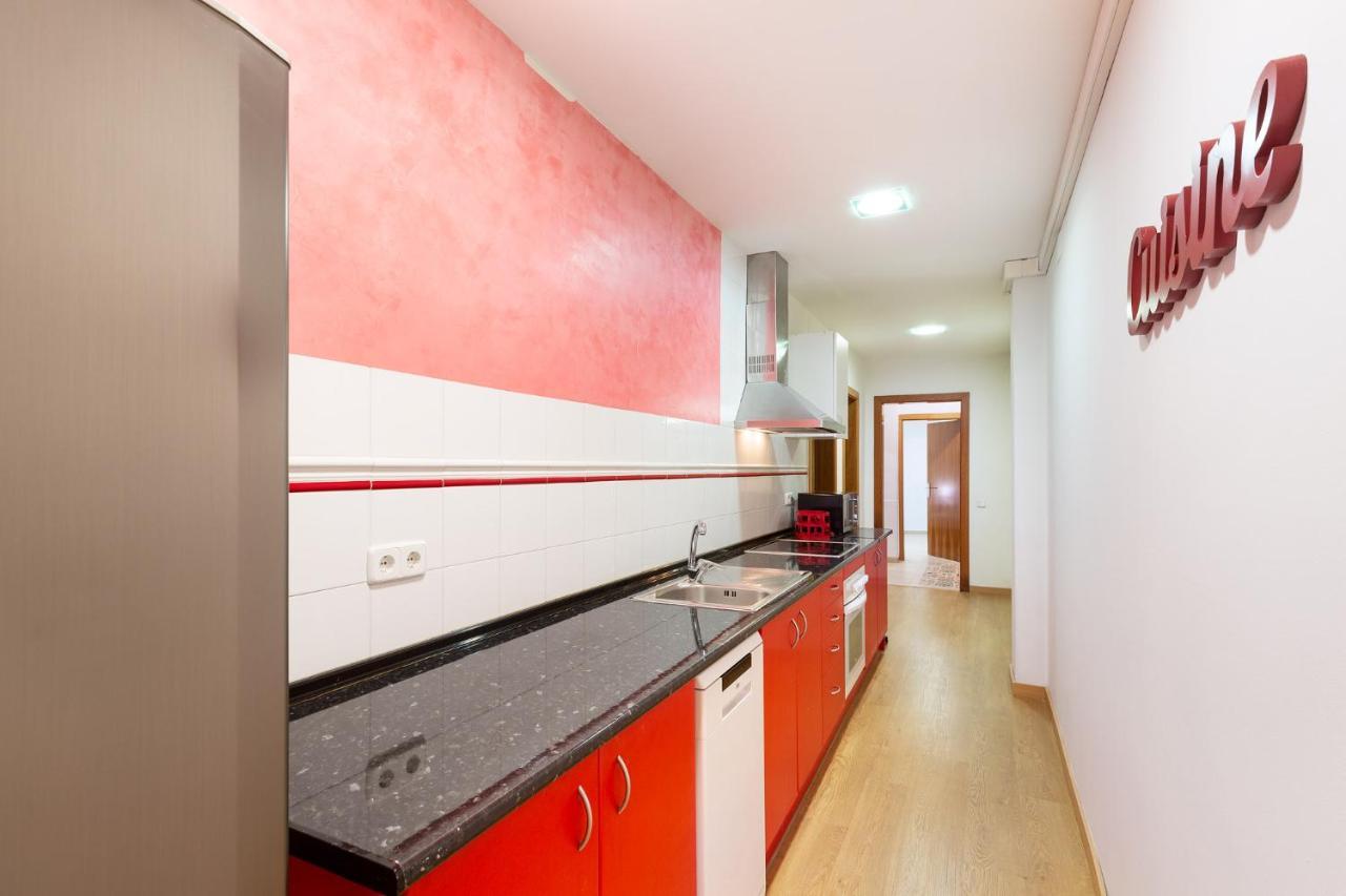 Stay U-Nique Apartments Passatge De Font Barselona Dış mekan fotoğraf