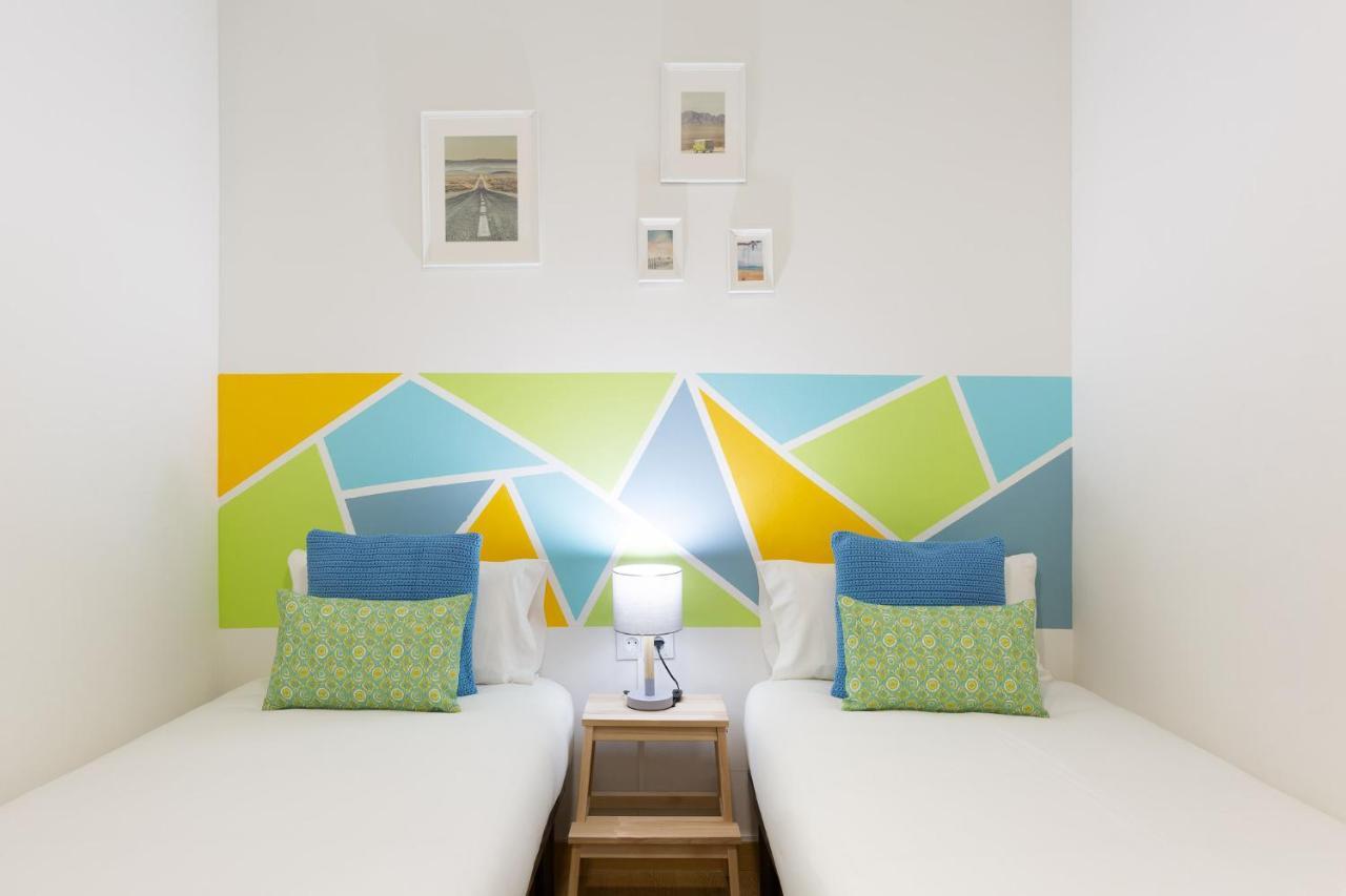 Stay U-Nique Apartments Passatge De Font Barselona Dış mekan fotoğraf