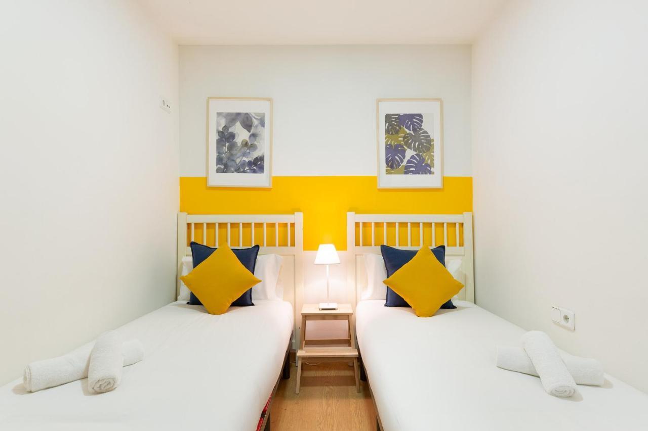 Stay U-Nique Apartments Passatge De Font Barselona Dış mekan fotoğraf