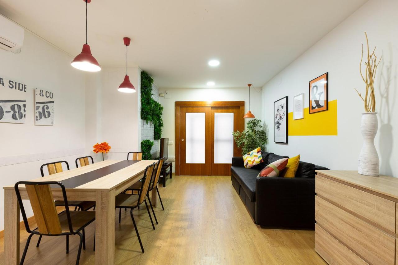 Stay U-Nique Apartments Passatge De Font Barselona Dış mekan fotoğraf