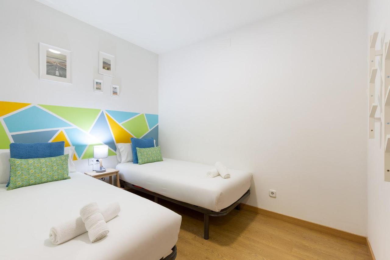 Stay U-Nique Apartments Passatge De Font Barselona Dış mekan fotoğraf